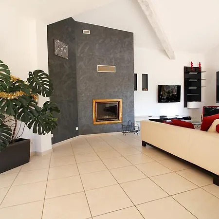 Spacious With Swimming Pool - Chemin De La Souque Villa Aix-en-Provence