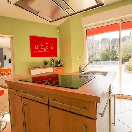 Villa Spacious With Swimming Pool - Chemin De La Souque *
