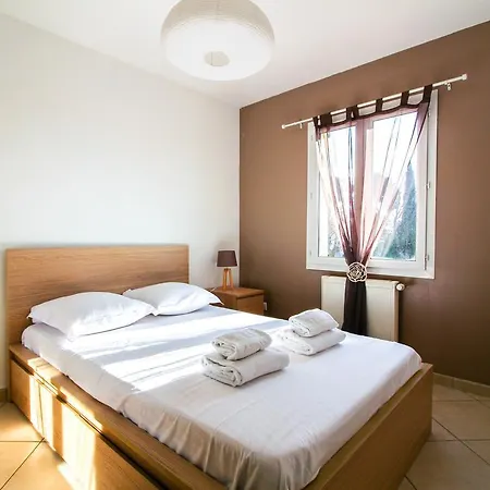 Spacious With Swimming Pool - Chemin De La Souque Villa Aix-en-Provence