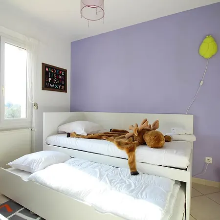 Villa Spacious With Swimming Pool - Chemin De La Souque *