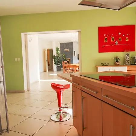 Spacious With Swimming Pool - Chemin De La Souque * Aix-en-Provence